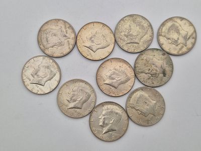 לוט 10 מטבעות כסף חצי דולר קנדי ארה"ב, 1967. כסף 400, משקל כולל 114.1 גרם. מצבים יפים מאוד