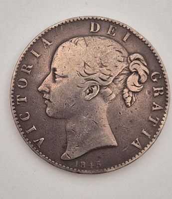 אנגליה מטבע כסף כתר CROWN משנת 1845. 28 גרם 
כסף 0.925