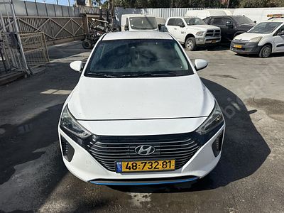 יונדאי איוניק מודל 2017. 184,784 ק"מ, יד שנייה. תיבת הילוכים: אוטומטי
מנוע: היברידי, נפח מנוע: 