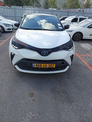 טויוטה C-HR מודל 2022. 153,042 ק"מ, יד שנייה. תיבת הילוכים: אוטומטי
מנוע: היברידי, נפח מנוע: 1 