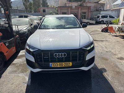 אאודי Q8 מודל 2020. 94,561 ק"מ, יד רביעית. תיבת הילוכים: אוטומטי
מנוע: בנזין, נפח מנוע: 2,995 