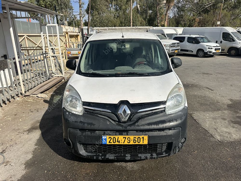 רנו קנגו מודל 2018. 229,918 ק"מ, יד שנייה. תיבת הילוכים: אוטומטי
מנוע: בנזין, נפח מנוע: 1,197 