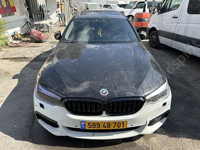 ב.מ.וו. E530 מודל 2019. 206,831 ק"מ, יד שישית. תיבת הילוכים: אוטומטי
מנוע: פלאג-אין/היברידי 