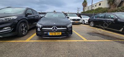 מרצדס A180 מודל 2022. 31,133 ק"מ, יד שנייה. תיבת הילוכים: אוטומטי
מנוע: בנזין, נפח מנוע: 1,332 