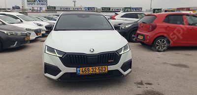 סקודה אוקטביה מודל 2023. 72,678 ק"מ, יד שלישית. תיבת הילוכים: אוטומטי
מנוע: בנזין, נפח מנוע: 1 