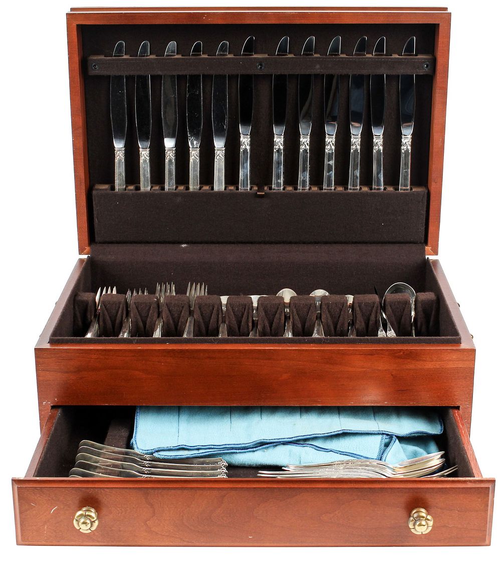 Oneida Heirloom Sterling, Seventy-two pieces in the Damask Rose Pattern. Description: A 