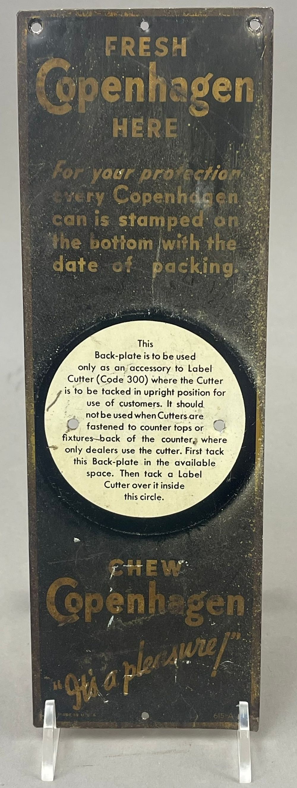 Lot 169: Original 1940s Copenhagen Tobacco Can Store Display