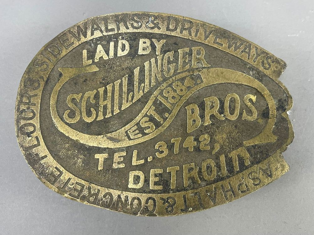 Lot 172: 1920s Brass Schillinger Advertising Trivet Detroit