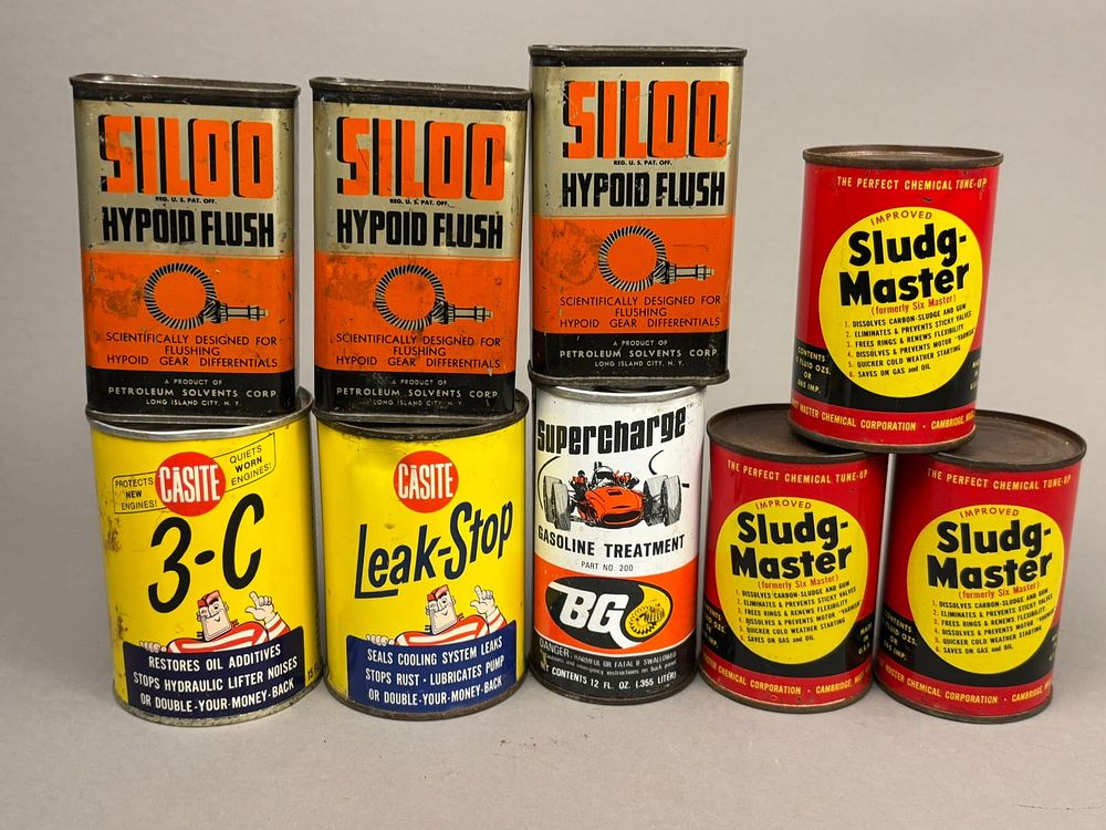 Lot 266: Lot 9 Siloo Casite 3-C Leak Stop Sludg-Master Cans
