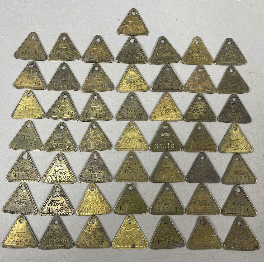 Lot 327: Lot 50 Rord Rouge River Factory Tool Check Tags 30s-40s