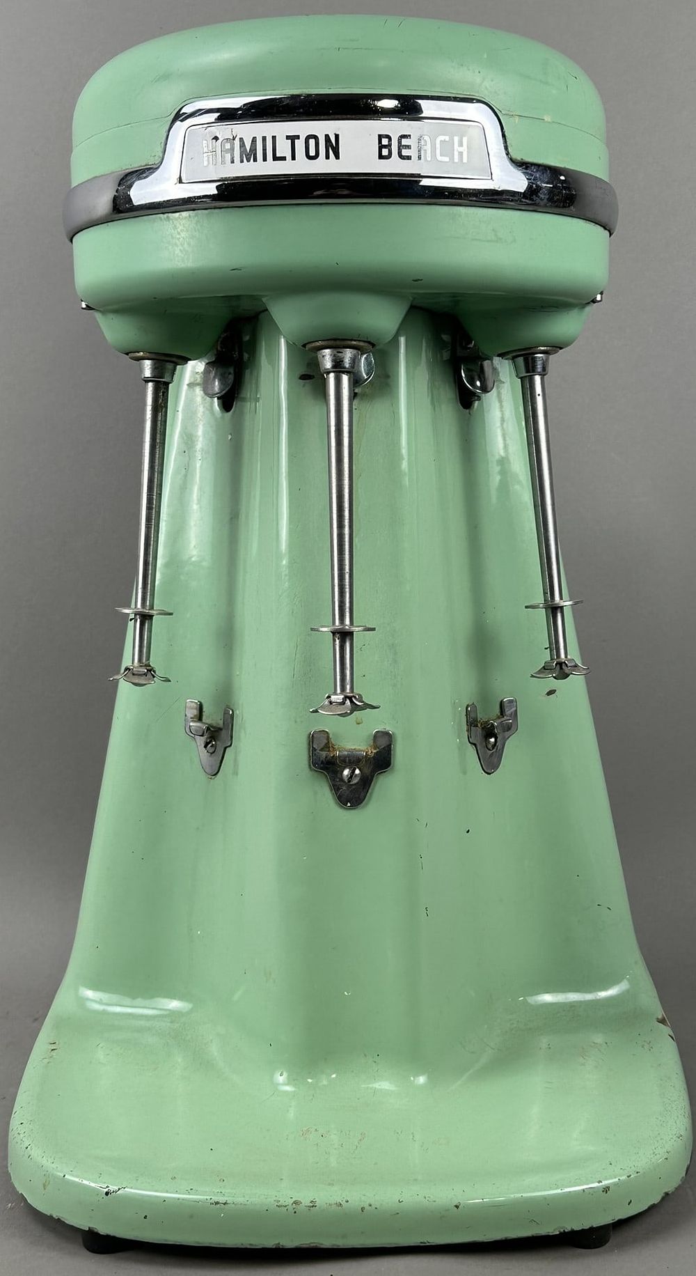 Lot 416: Hamilton Beach Original Jadeite Green Triple Mixer Milkshake