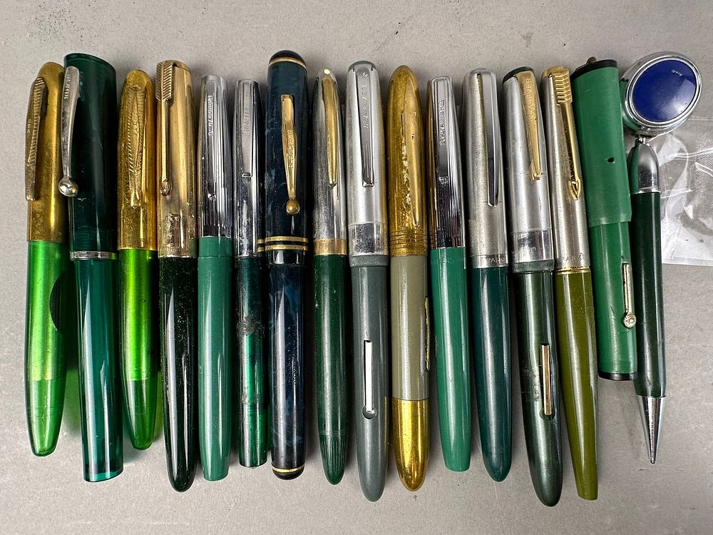 Lot 191: 16 Art Deco Era Fountain Pens Pencils Shaeffer Parker