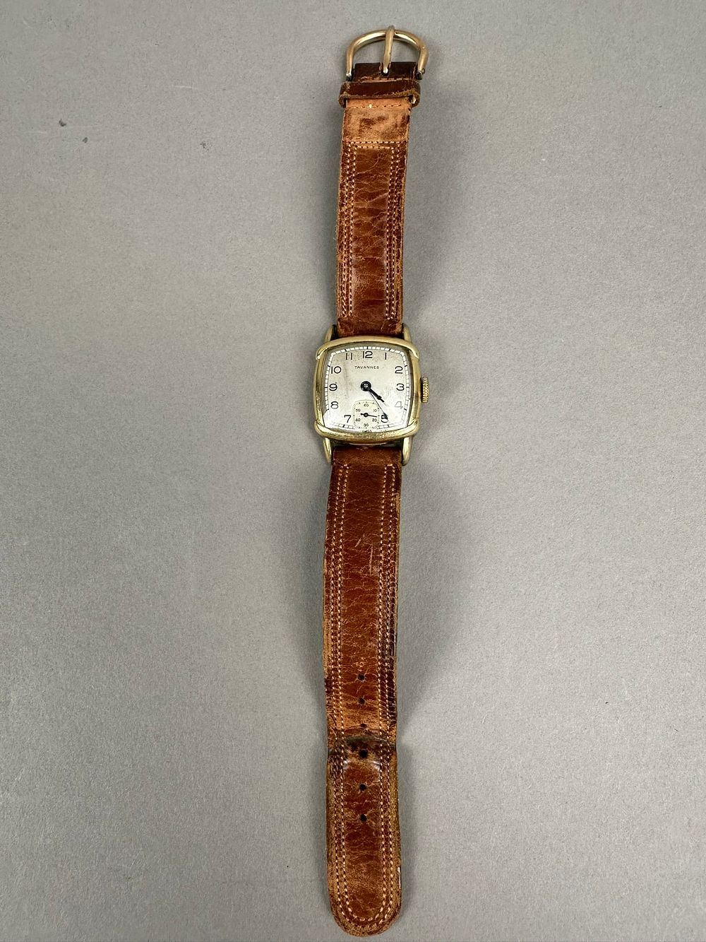 Lot 222: Antique 1920s Gold Tavannes Swiss Made Mens Watch