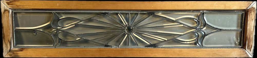 Lot 224A: Beautiful Antique Leaded Glass Ornate Pattern Window