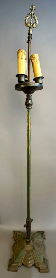 Lot 255: Art Deco Brass 3 Candle Lamp Art Noveau Finial