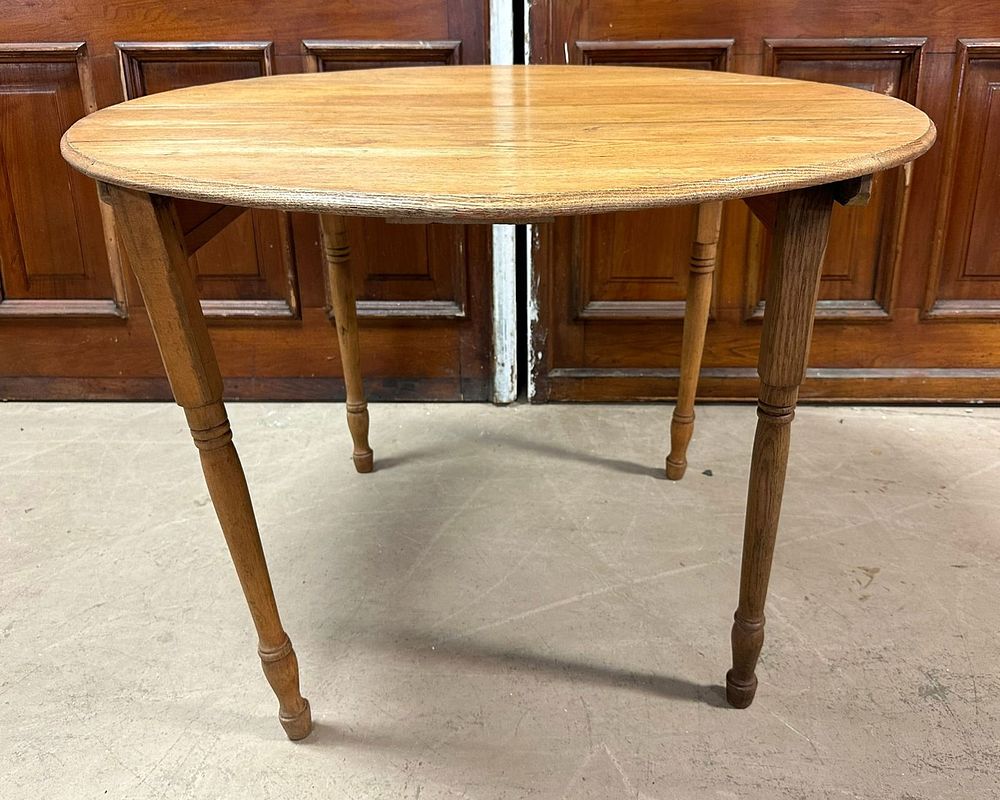 Lot 262: Antique 19th Century Oak Wood Folding Round Top Table