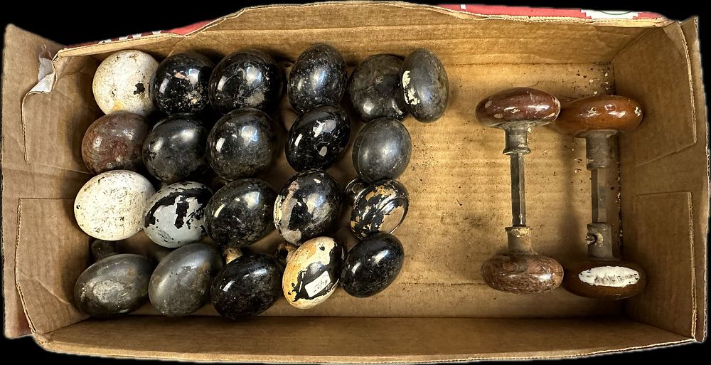 Lot 294: 25 Piece Lot Antique Eastlake Victorian Porcelain Brass Door Knob Lot