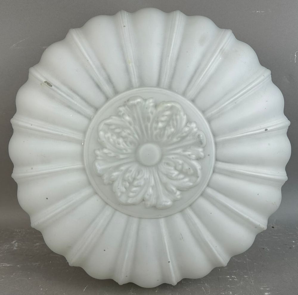 Lot 345: Ornate Frosted Art Deco Floral Motif Ribbed Glass Ceiling Fixture