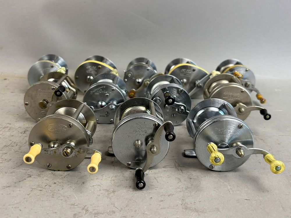 Lot 161: 12 40s 50s Shakespeare Bait Casting Fishing Reels