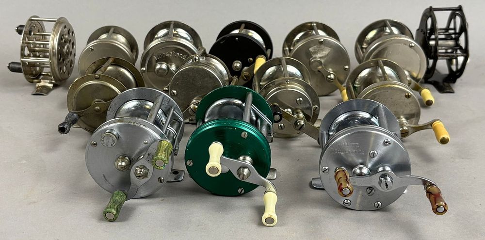 Lot 198: 14 40s 50s Moosehead Hibbard Fishing Casting Reels