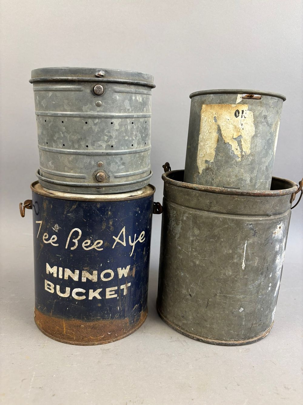Lot 224: 4 Antique Galvanized Bait Minnow Buckets Belt One