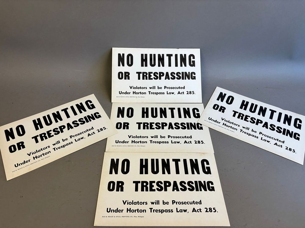 Lot 254: 5 NOS No Hunting Tresspassing Signs Flint Michigan
