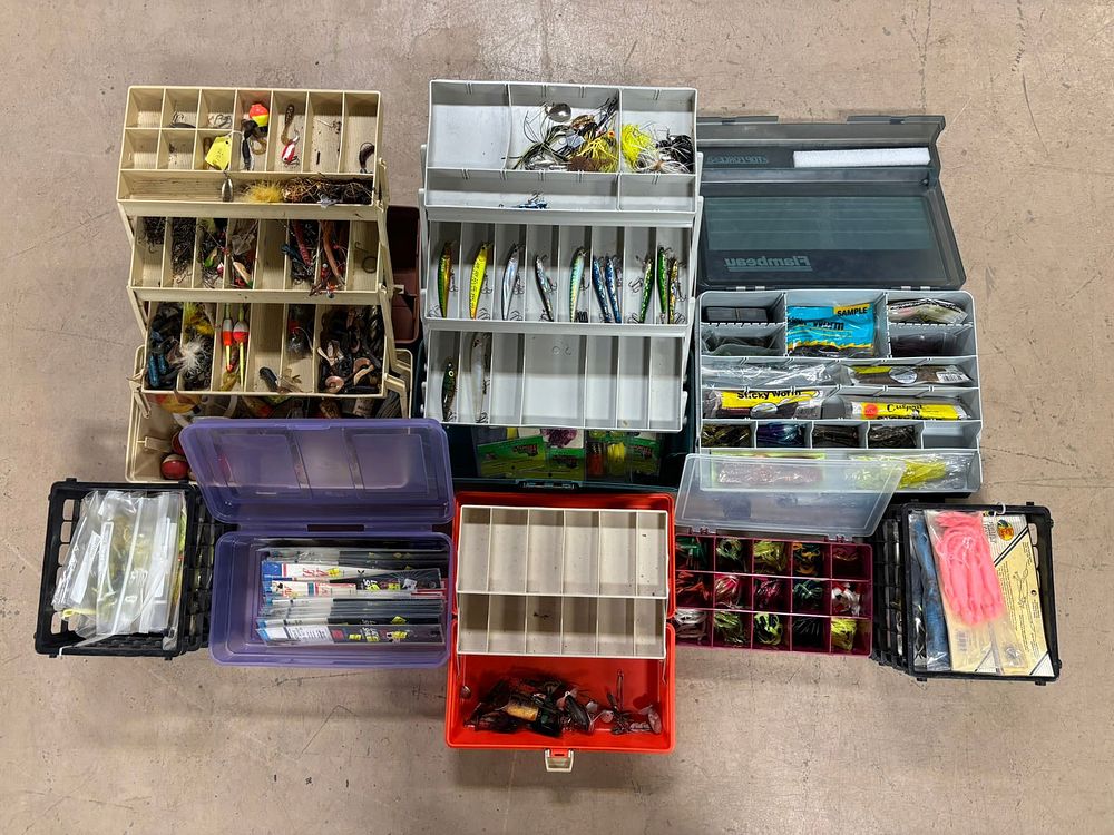 Lot 345: Large Lot Vintage Fishing Tackle Boxes Reels Lures