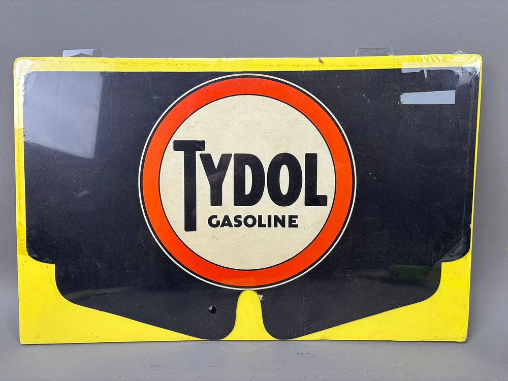 Lot 144: Tydol Gasoline Motor Oil Radiator Cover Window