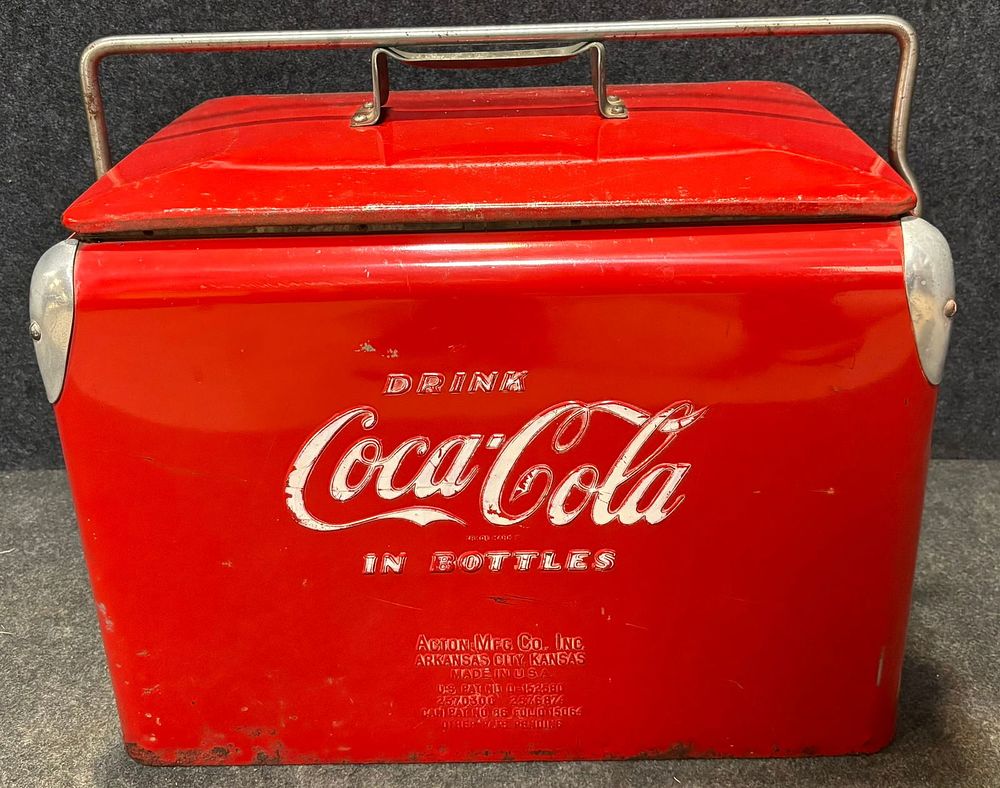 Lot 189: 50s Acton MFG Coca Cola Coke Bottle Cooler Opener