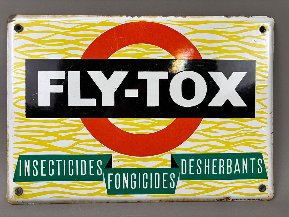 Lot 229: SSP German Fly Tox Insect Killer Advertising Sign