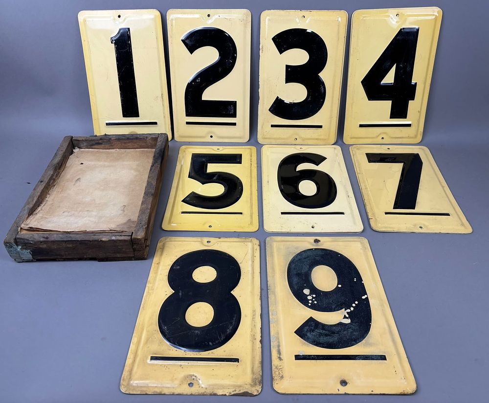 Lot 254: 15 Vintage Gas Station Pricer Numbers Metal Set