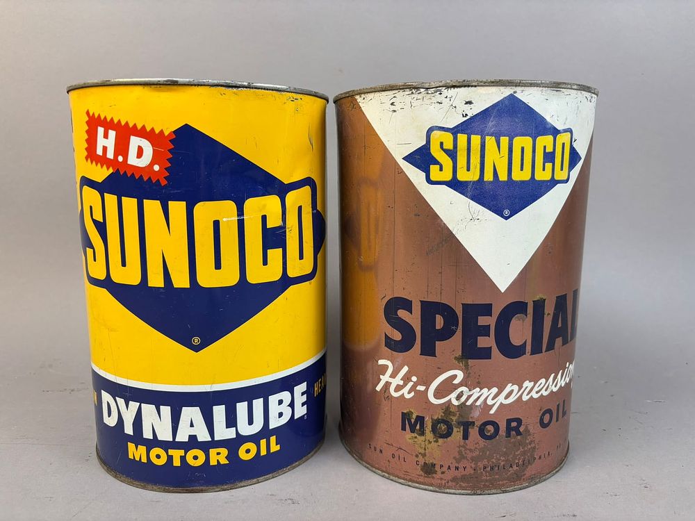 Lot 269: 2 Sunoco Motor Oil Dynalube Special 5 Quart Cans