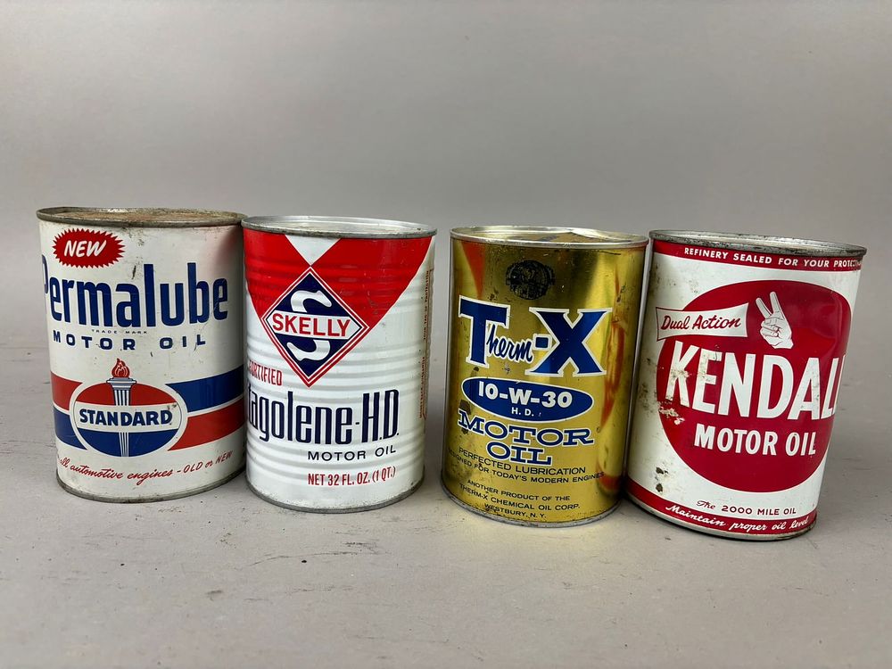 Lot 290: 4 NOS Skelly Standard Kendall Motor Oil Quart Cans