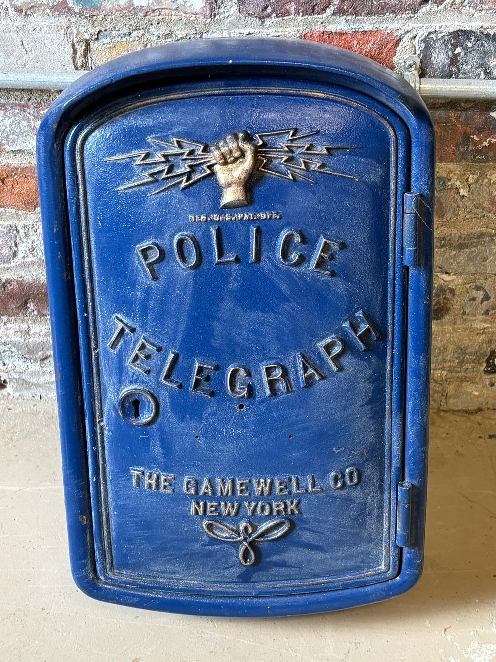Lot 326: Antique Gamewell Police Telegraph