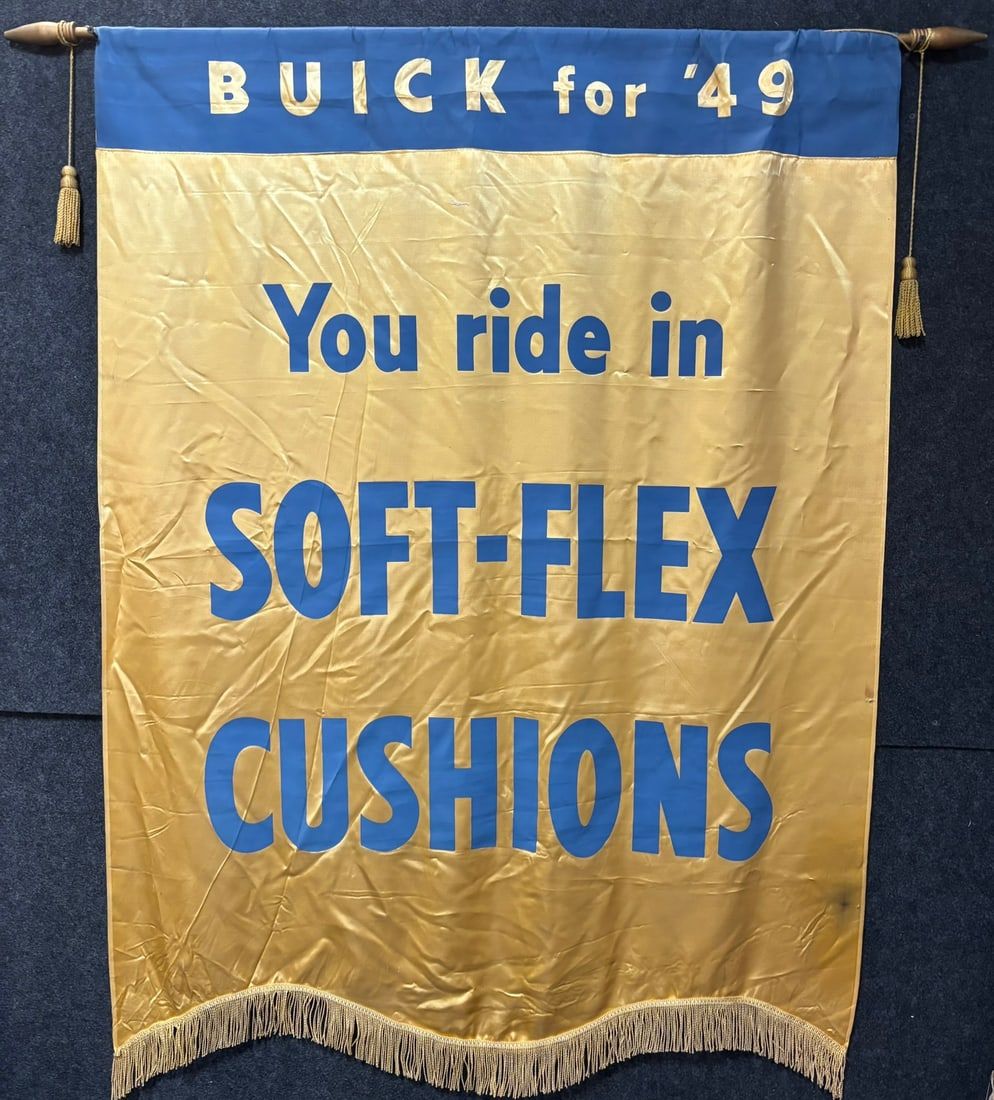 Lot 330: Buick 1949 Soft Flex Cushion Dealer Showroom Banner