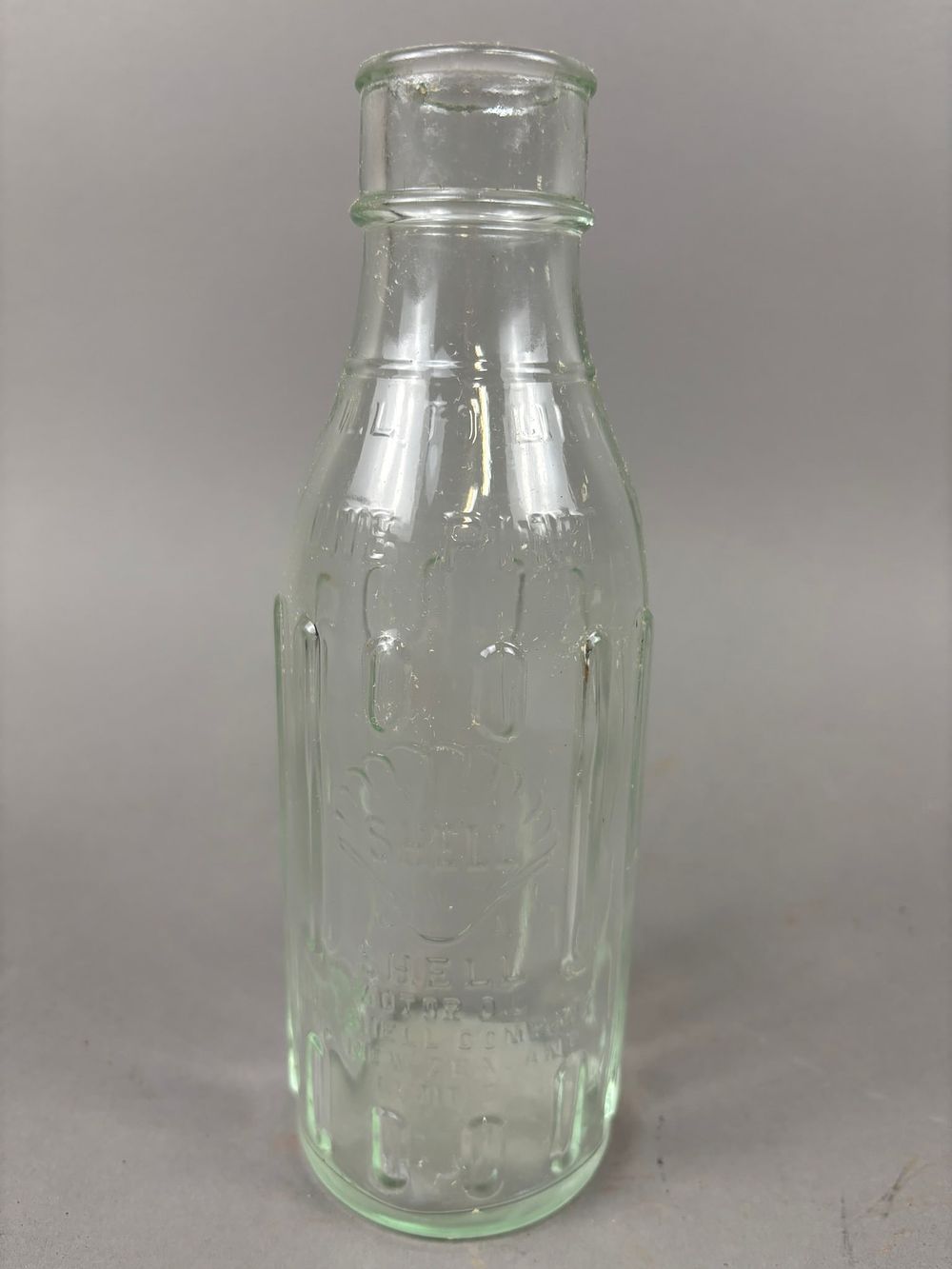 Lot 366: Original Shell Motor Oil Pint Size Glass Bottle