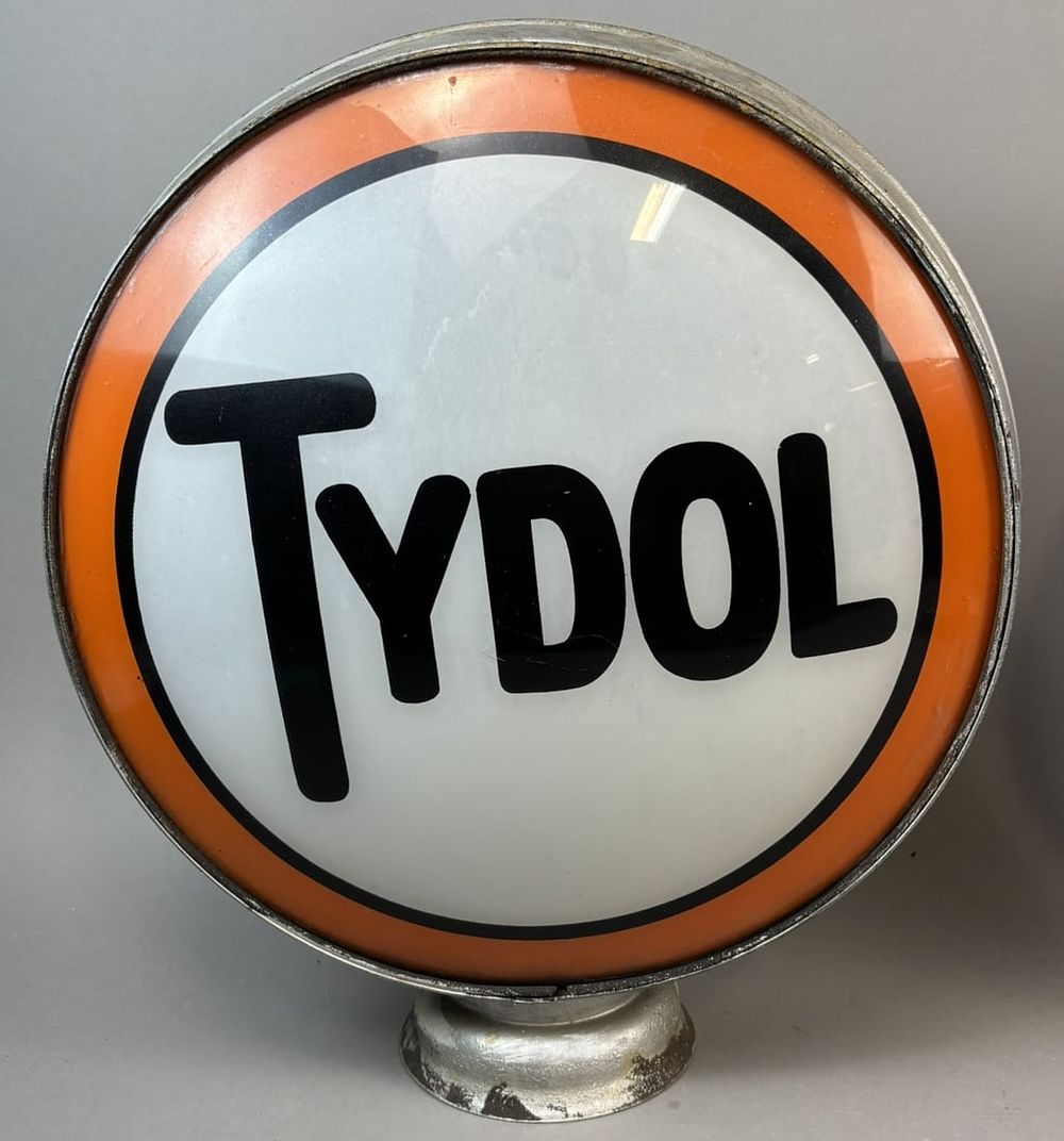 Lot 432: Tydol Oil Gas Pump Complete Globe Metal Body