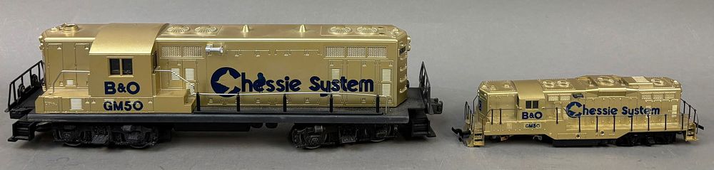 Lot 248: 2 Lionel Chessie Systems B&O GM50 Train Engines
