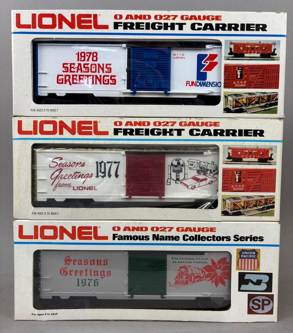 Lot 253: 3 NOS Lionel Seasons Greetings Train Box Car 76-78