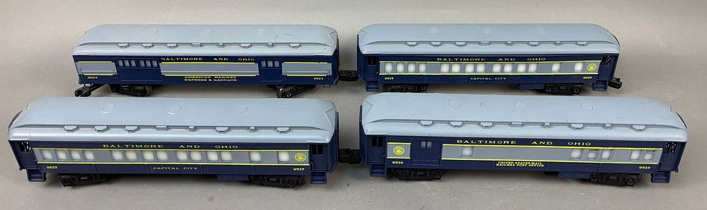 Lot 261: 4 Lionel B&O 9519 9517 9523 Train Passenger Cars