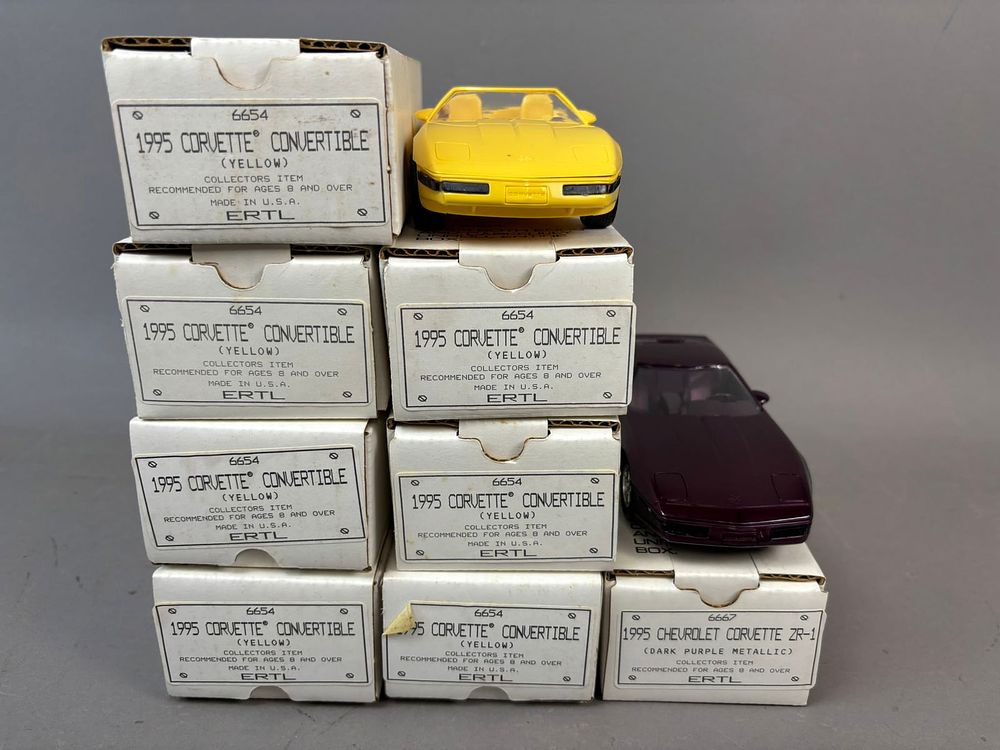 Lot 305: 8 NOS Ertl 95 Chev Corvette Conv ZR1 Promo Cars