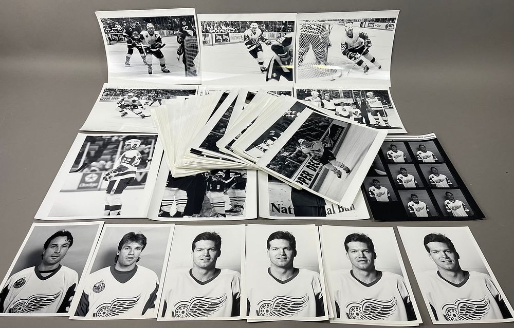 Lot 173: Lot of 138 Detroit Red Wings 1980s 1990s 8' x 10" Photographs Steve Yzerman