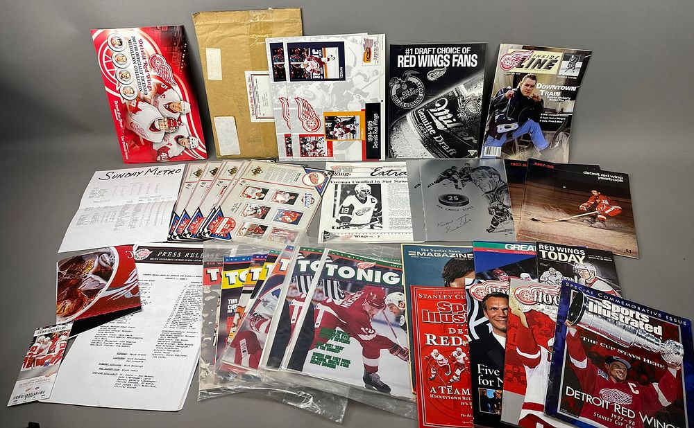 Lot 176: Lot of 31 Various Detroit Red Wings EphemeraYearbooks Ticket & More