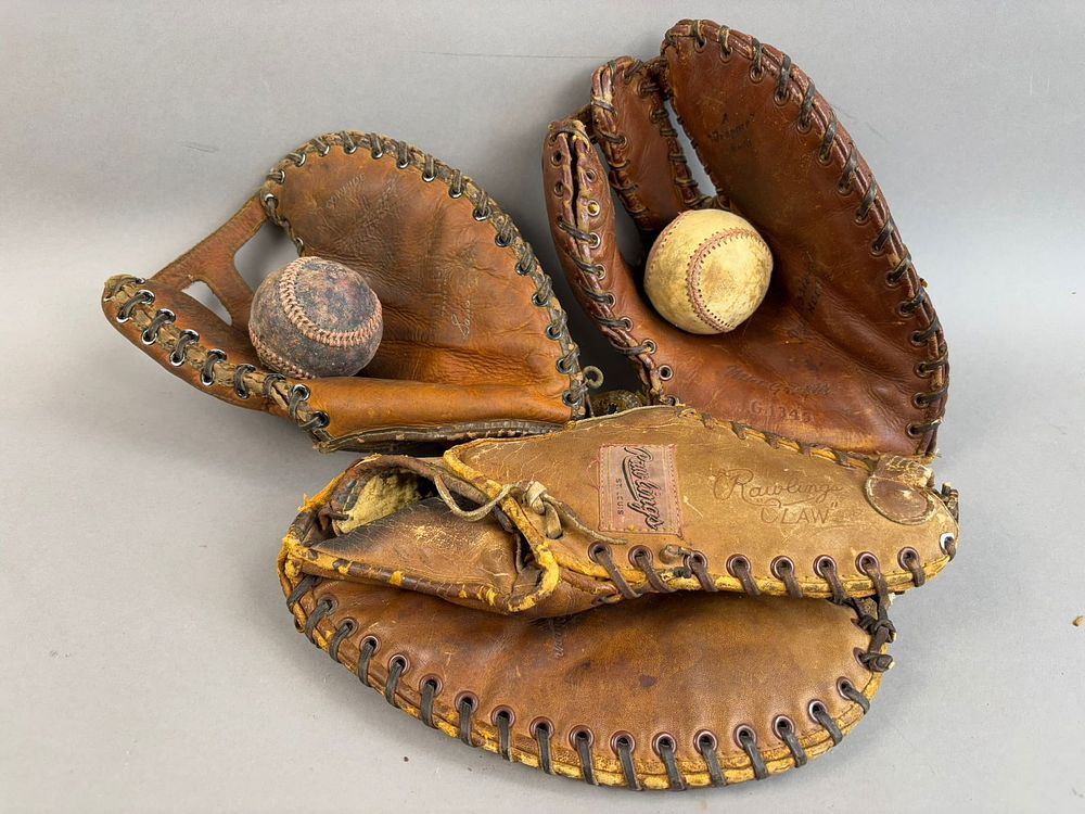 Lot 203: Lot of 3 Vintage 1940s 1st Baseman's Baseball Gloves Mitts w/Balls
