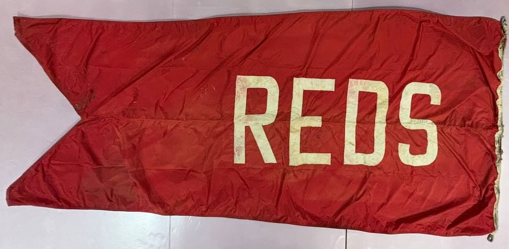 Lot 228: 1970s Cincinnati Reds Tiger Stadium Game Flown Team Logo Large Stadium Banner Flag