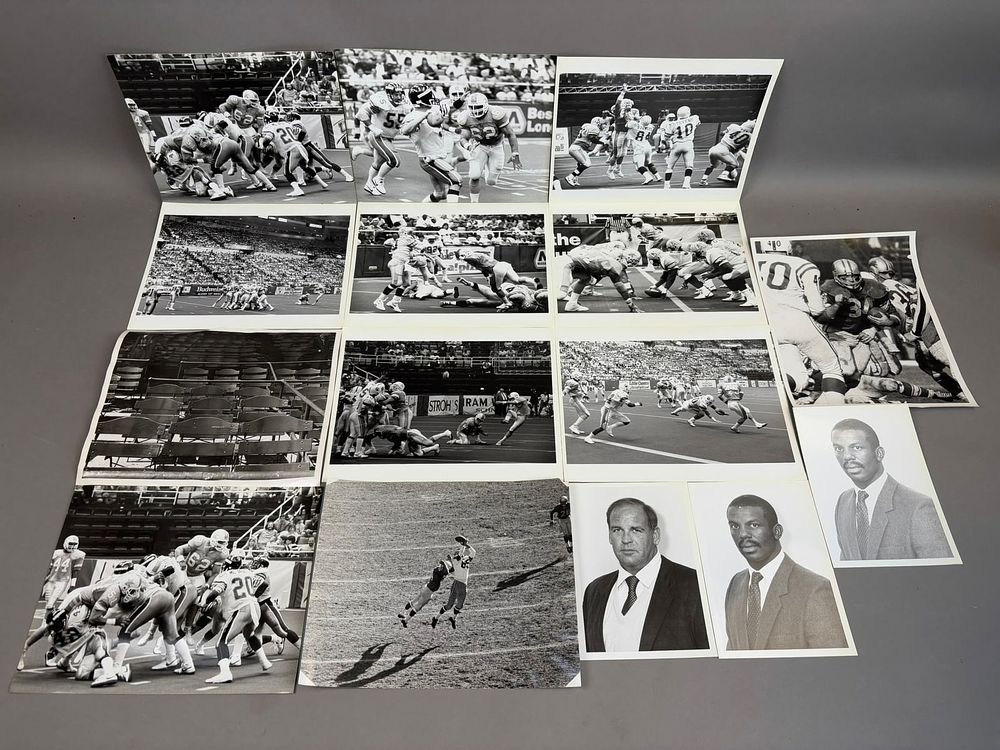 Lot 269: Detroit Lions Original Lot 15 1960s 8x10 Black & White Photographs by Mackey