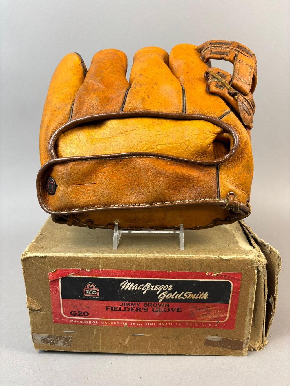Lot 324: MacGregor Goldsmith Jimmy Brown Endorsed Baseball Glove w/ Original Box