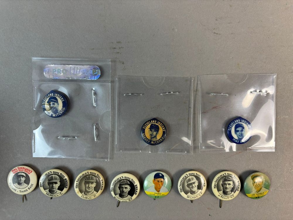 Lot 362: Lot 11 Baseball Pinbacks Mrs. Sherlock's Home Made Bread 1932 Orbit & Cleveland Indians
