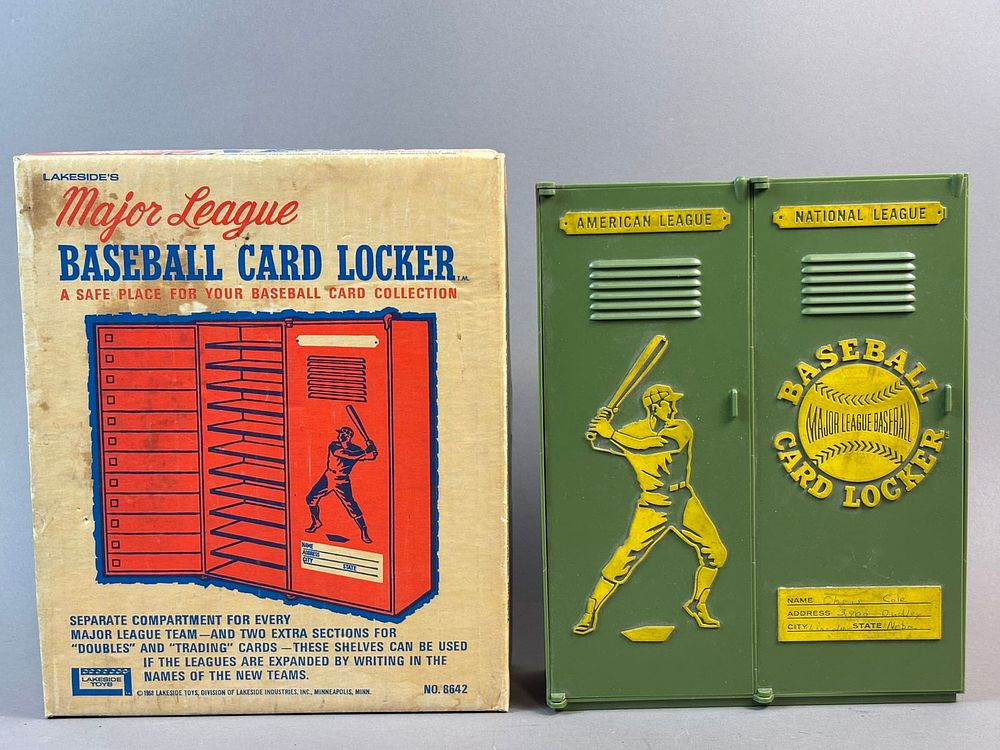 Lot 367: 1968 Lakeside's Major League Baseball Card Locker MLB w/ Original Box