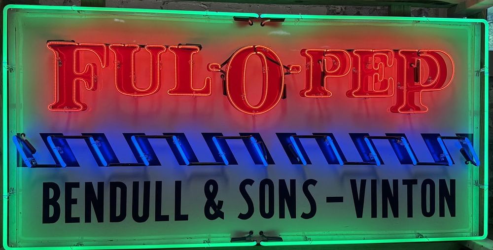 Lot 201: Ful-O-Pep Bendull & Sons Vinton SST Embossed Neon Advertising Sign